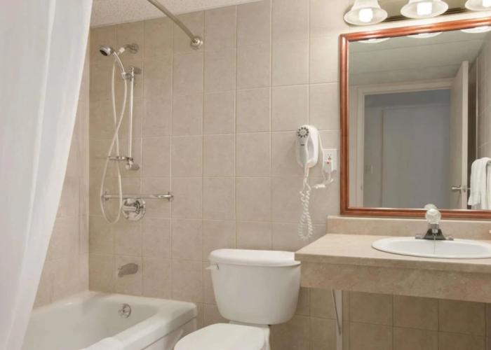 Travelodge by Wyndham Cambridge - Waterloo