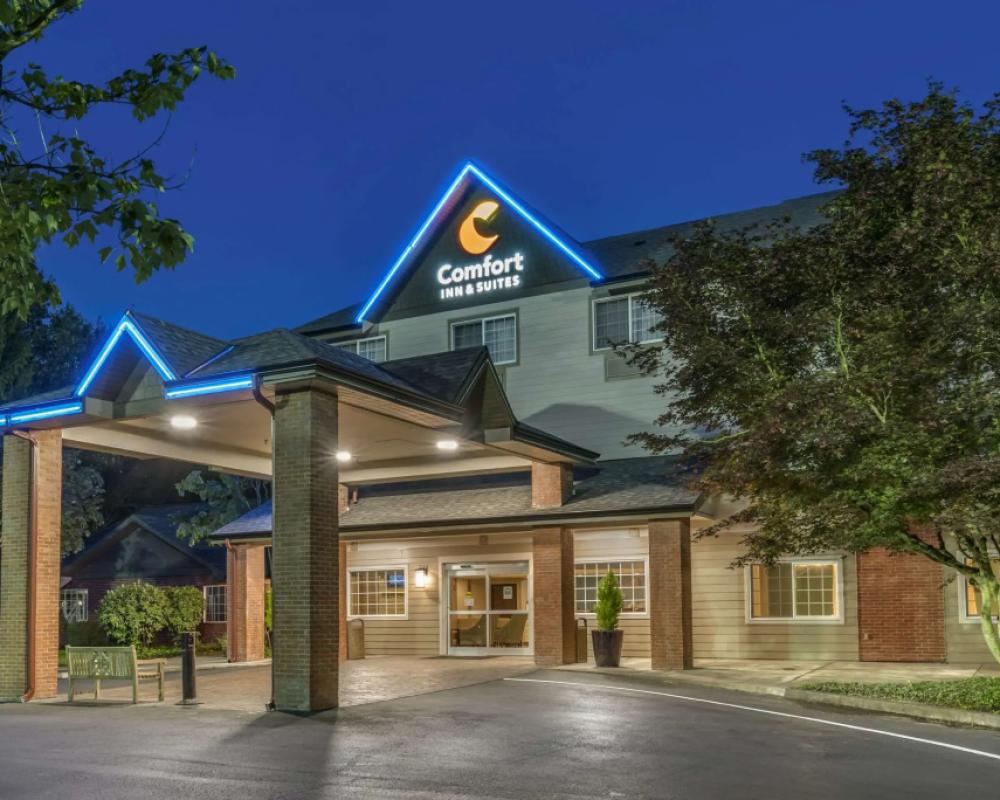 Comfort Inn & Suites Tualatin - Lake Oswego South