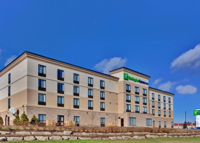 Holiday Inn Express Hotel & Suites Brockville by IHG
