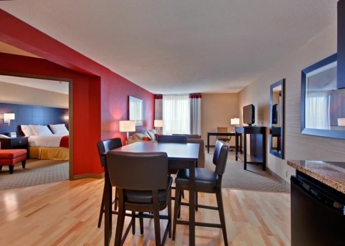 Holiday Inn Express & Suites Chatham South by IHG