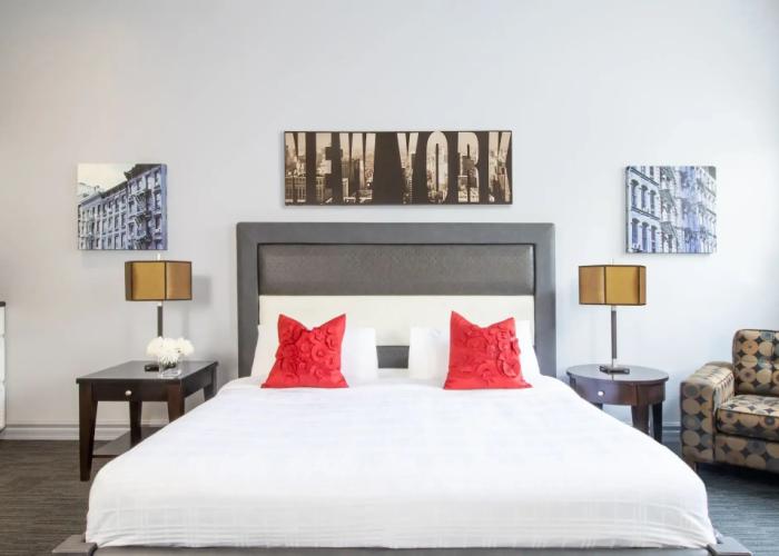 Retro Suites Hotel