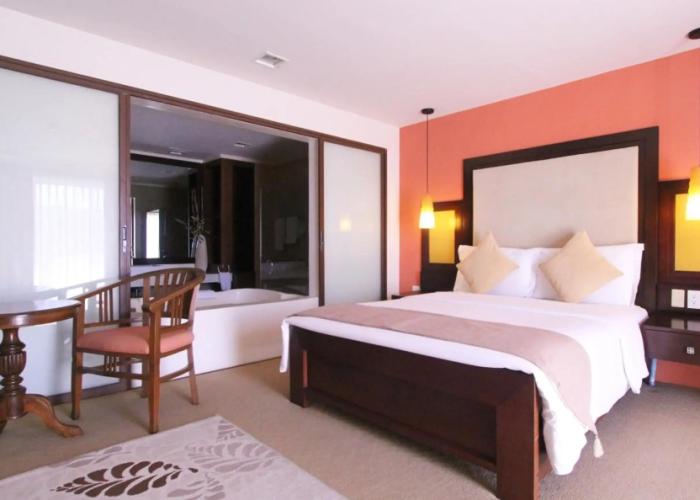 Coron Gateway Hotel & Suites