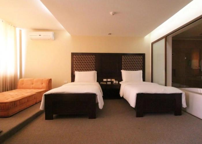 Coron Gateway Hotel & Suites