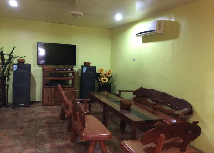 Luis Bay Travellers Lodge Coron