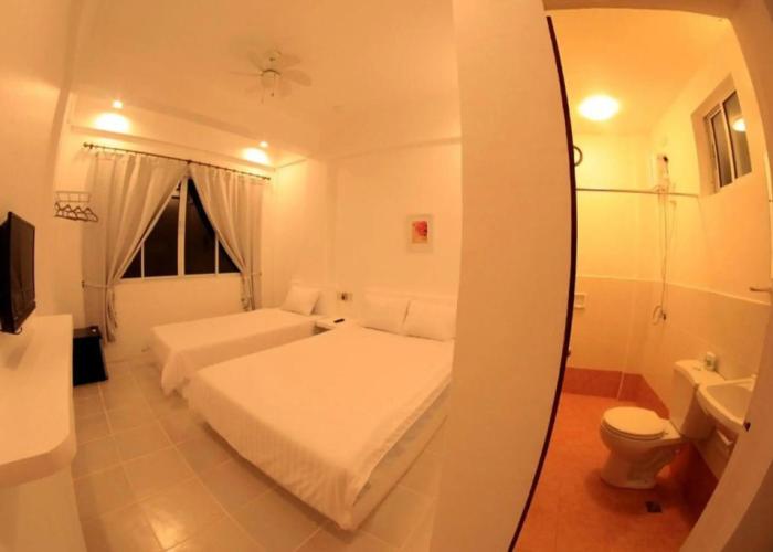 Coron Bluewave Hotel