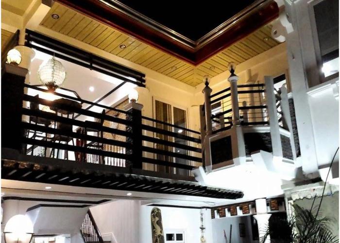 Coron Bancuang Mansion