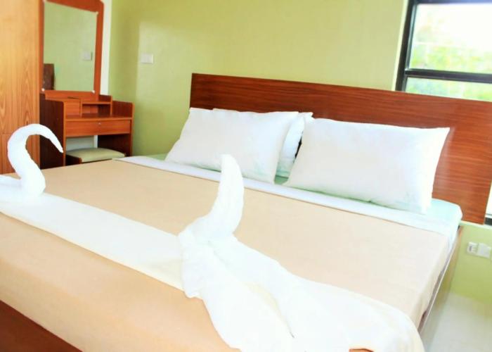 Coron Visitors Hotel