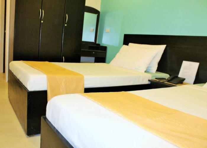 Coron Visitors Hotel