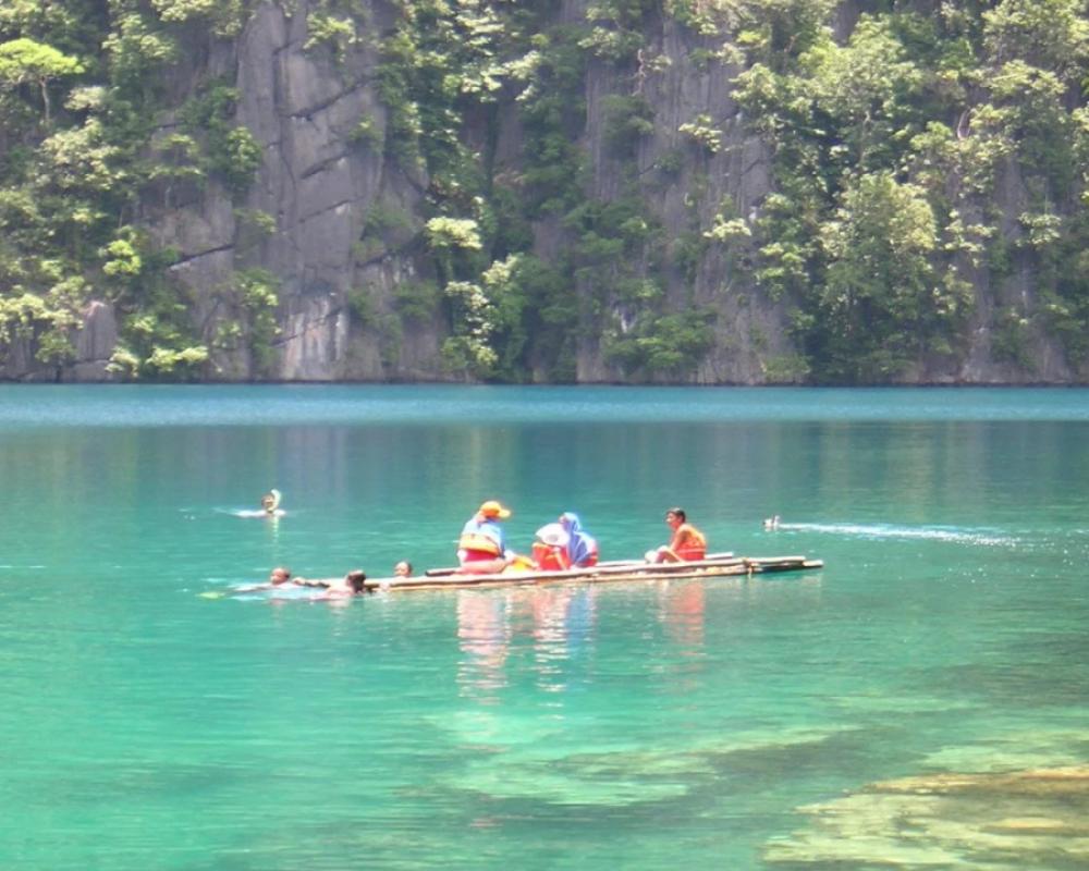фото Discovery Coron