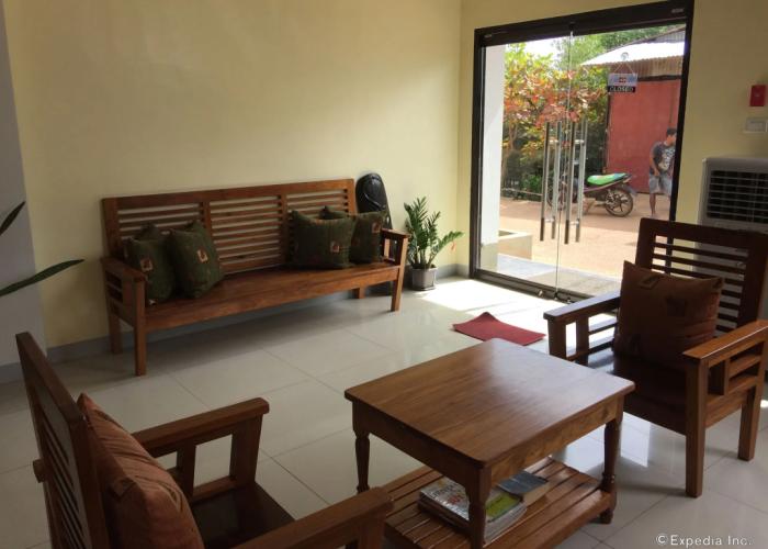 Coron Vista Lodge