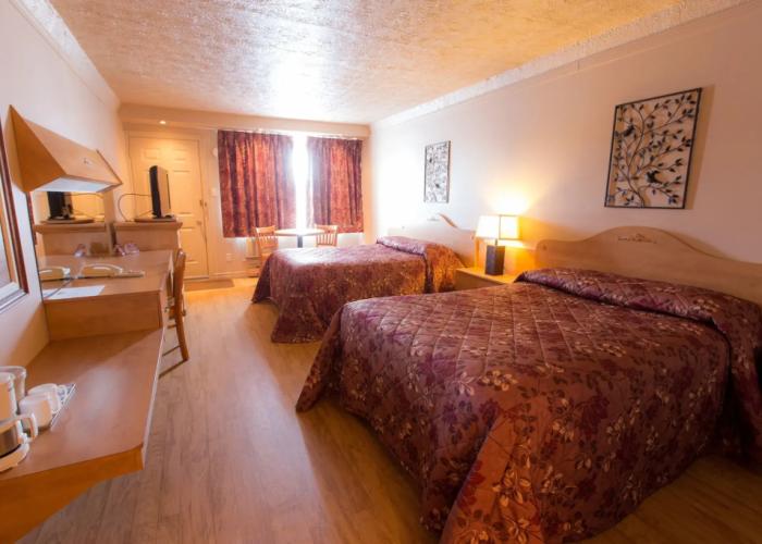 Travelodge by Wyndham Drummondville