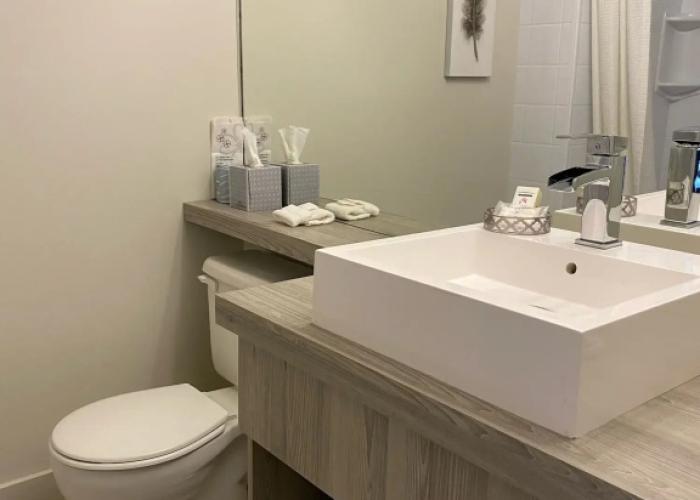 Travelodge by Wyndham Drummondville