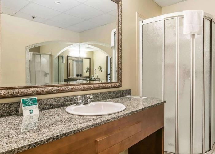 Quality Suites Drummondville