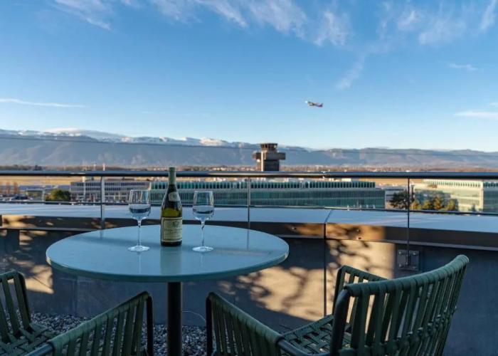 Nash Suites Airport Hotel