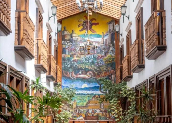 Casa Mayes