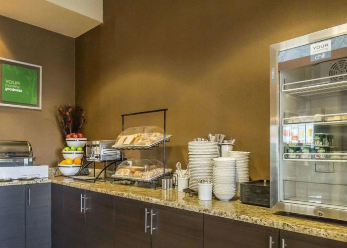 Comfort Inn & Suites Edmonton International Airport