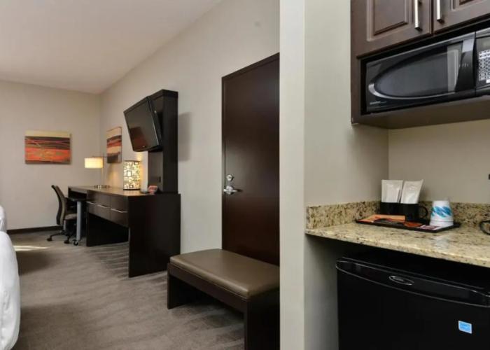 Holiday Inn Express & Suites Edmonton International Airport by IHG