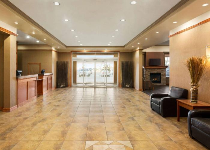 Days Inn & Suites by Wyndham Edmonton Airport