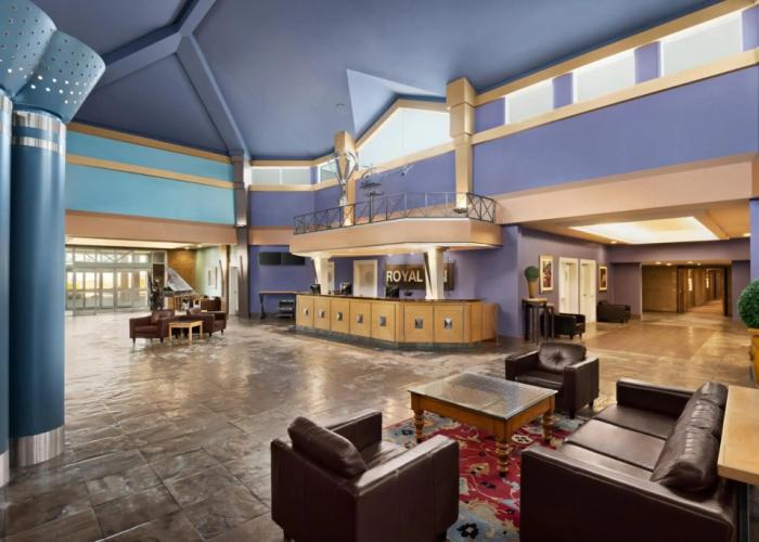 Royal Hotel Edmonton Airport, Trademark Collection by Wyndham