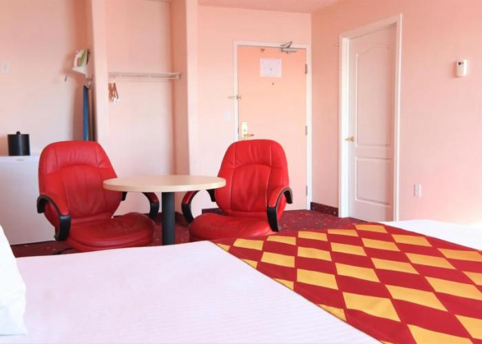 Crystal Star Inn Edmonton Airport
