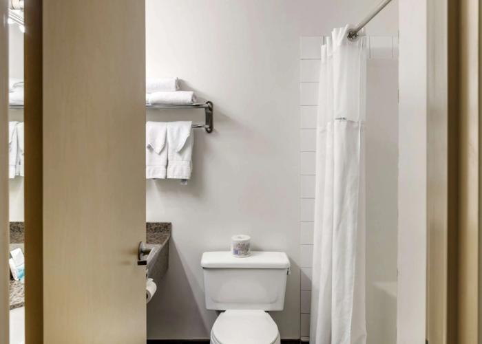 Quality Inn & Suites Edmonton International Airport