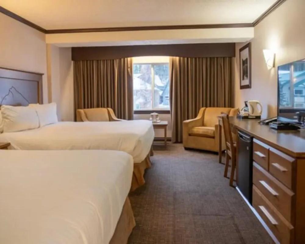 фото Rundlestone Lodge