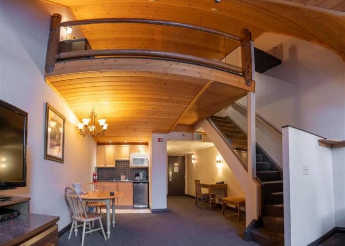 Rundlestone Lodge