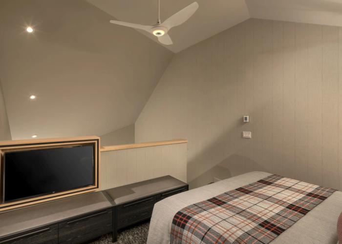 Peaks Hotel and Suites