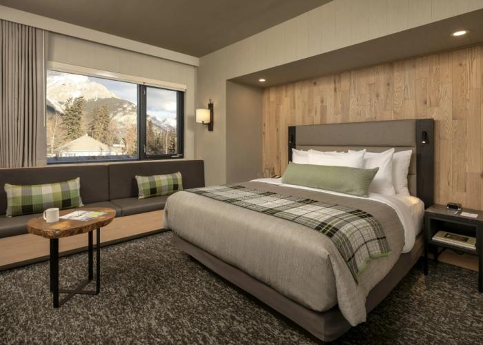 Peaks Hotel and Suites