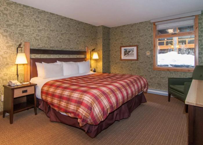 The Fox Hotel and Suites