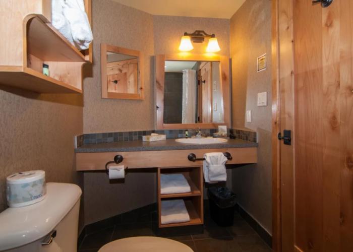 The Fox Hotel and Suites