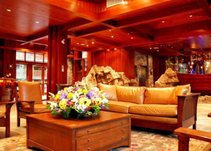 The Fox Hotel and Suites