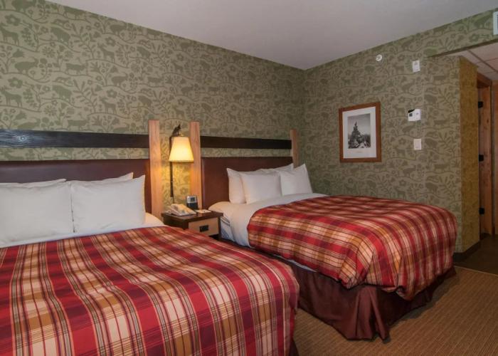 The Fox Hotel and Suites