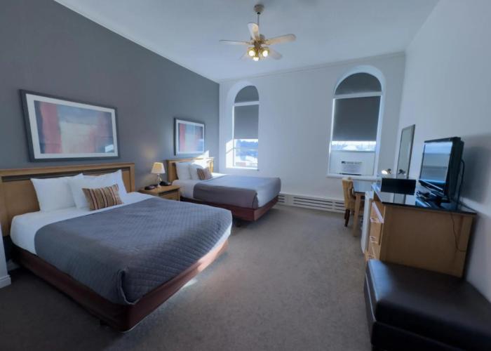 Met Hotel