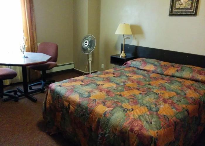Bonnyville Hotel