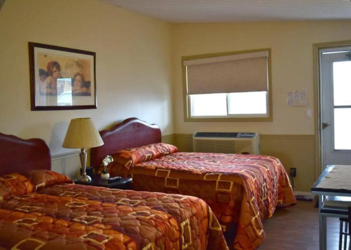 Centre Suites Inns Motel