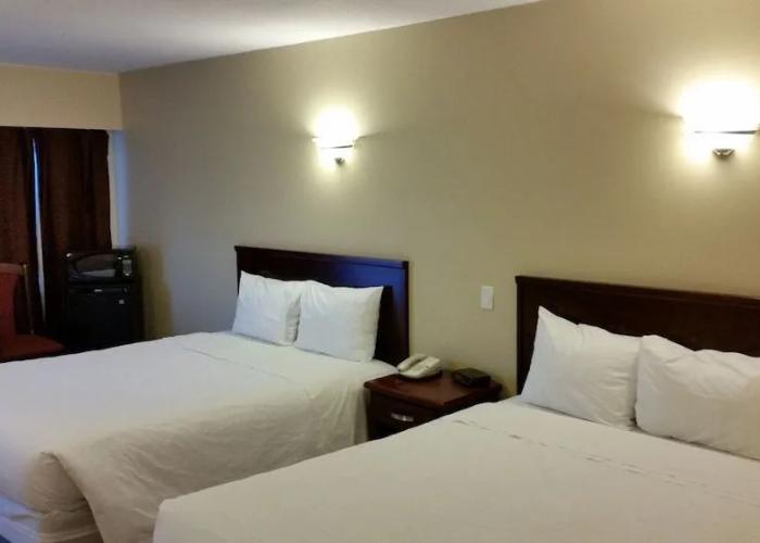 Comox Valley Inn & Suites