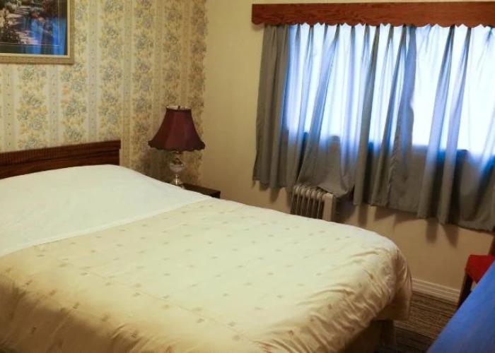 River Heights Motel