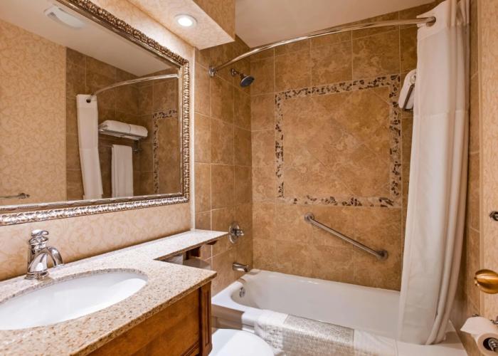 Best Western Parkway Inn & Conference Centre
