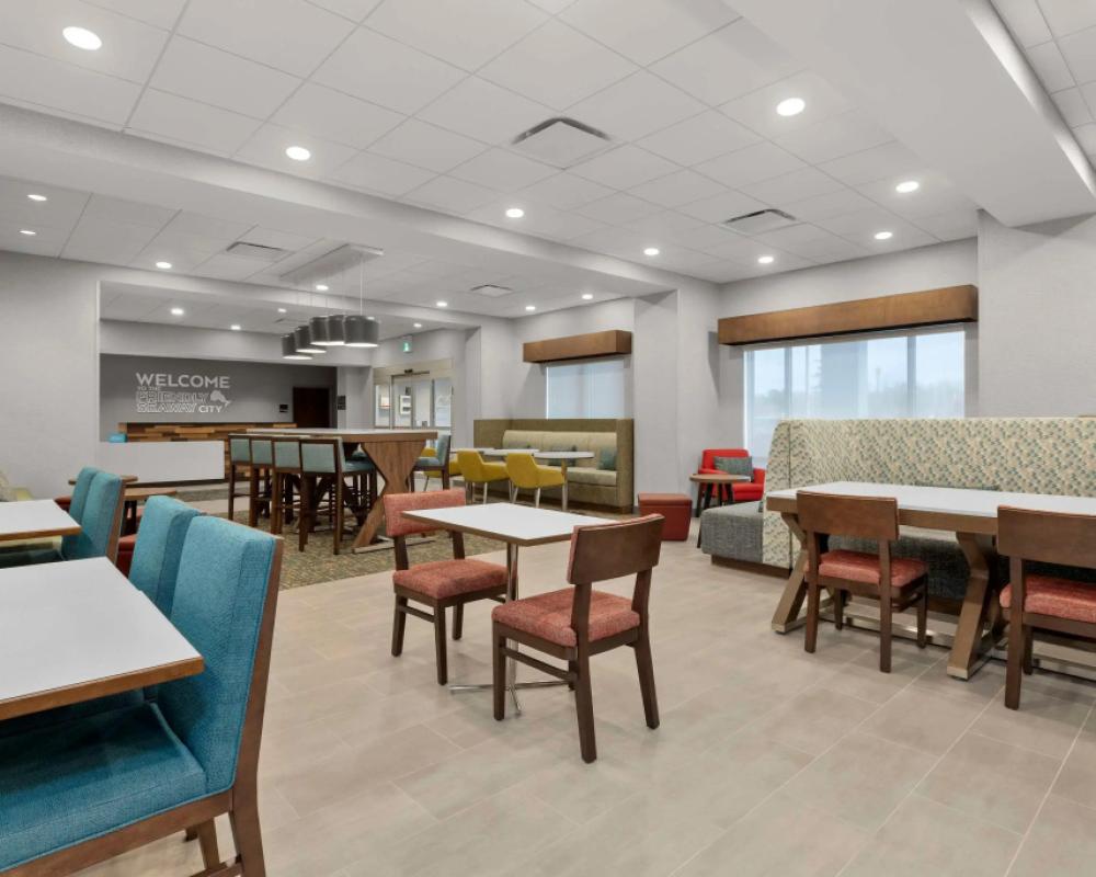 фото Hampton Inn By Hilton Cornwall