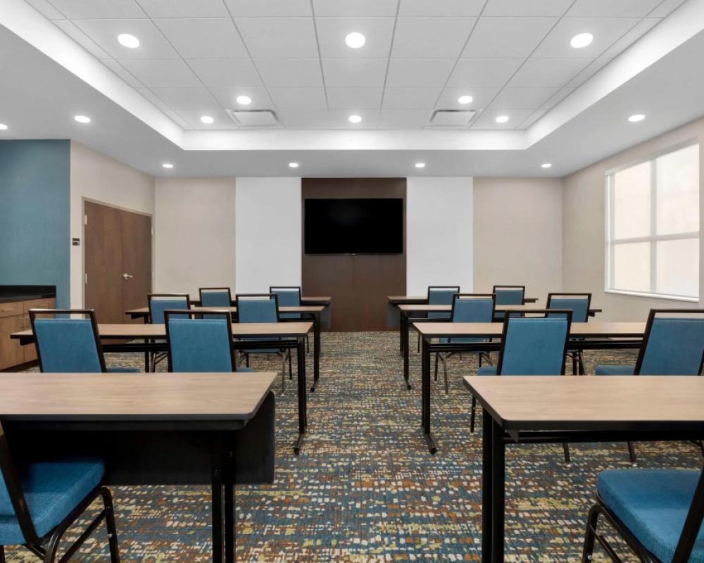 фото Hampton Inn By Hilton Cornwall
