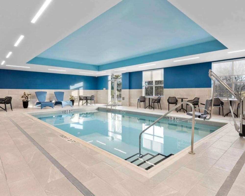 фото Hampton Inn By Hilton Cornwall