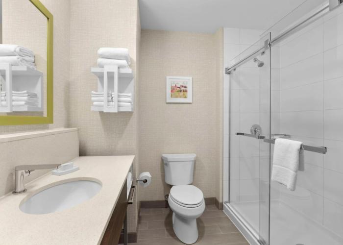 Hampton Inn By Hilton Cornwall