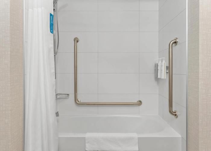 Hampton Inn By Hilton Cornwall
