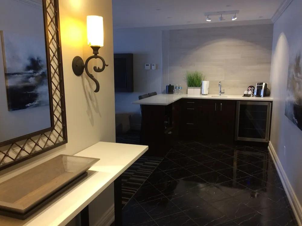 фото Ramada by Wyndham Cornwall