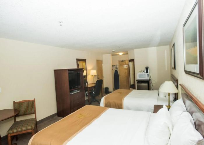 Lakeview Inns & Suites - Chetwynd
