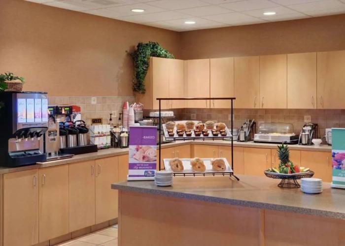 Pomeroy Inn and Suites Chetwynd