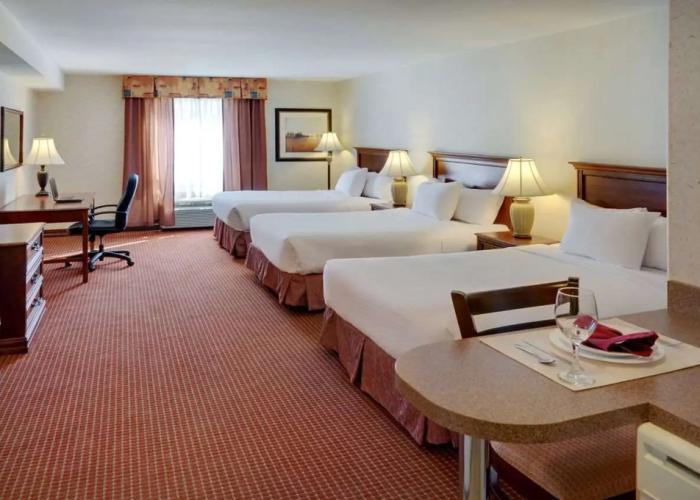 Pomeroy Inn and Suites Chetwynd