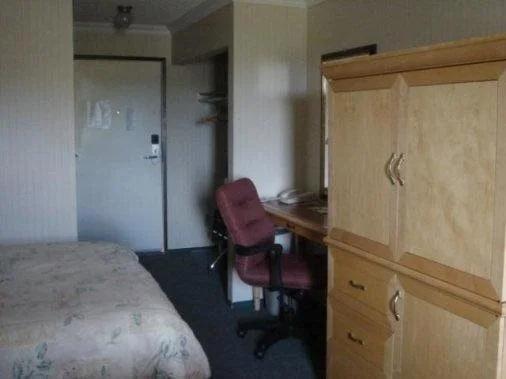фото Travelodge by Wyndham Chetwynd