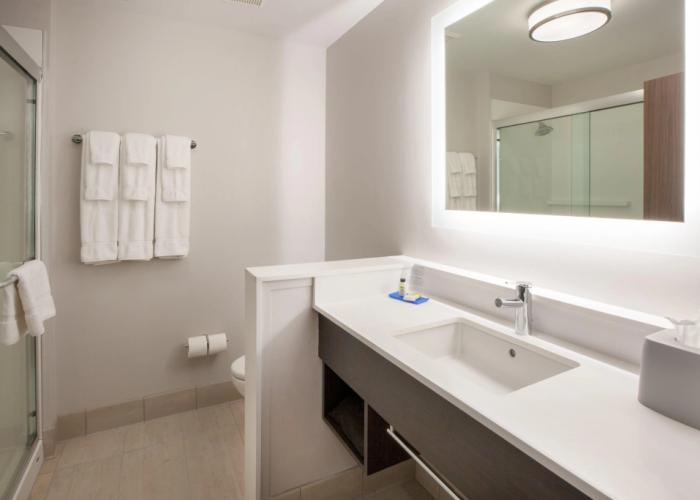 Holiday Inn Express And Suites Chilliwack East by IHG
